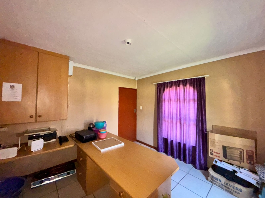 4 Bedroom Property for Sale in Parys Free State